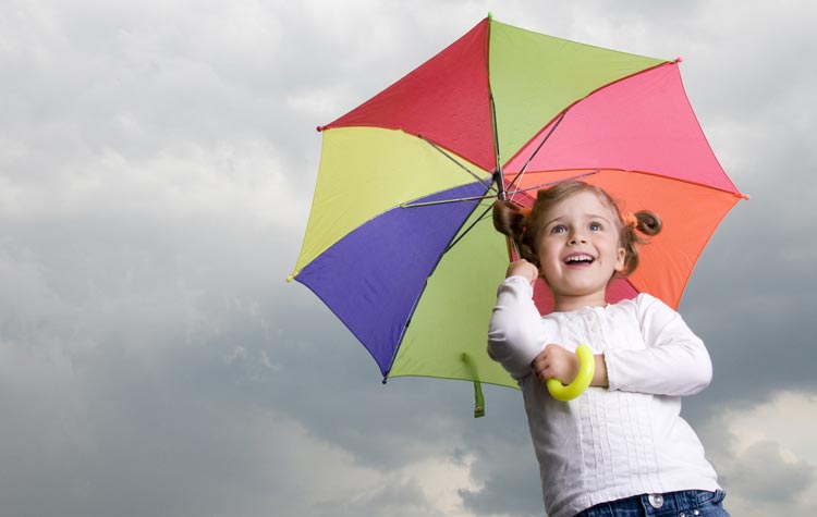 Regenschirm mit Mädchen
