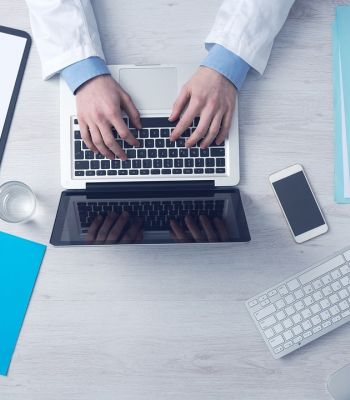 Arzt Beratung Computer Stethoskop
